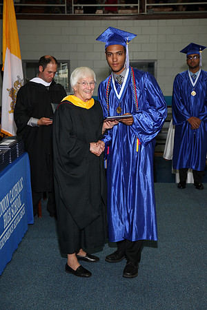 UCH_002_diplomas