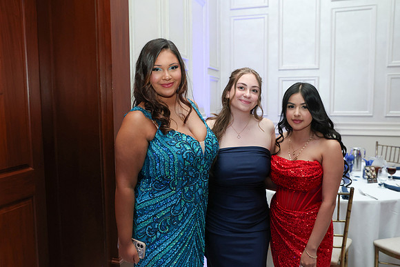 JTH_indoor candids_08