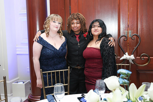 JTH_table candids_12