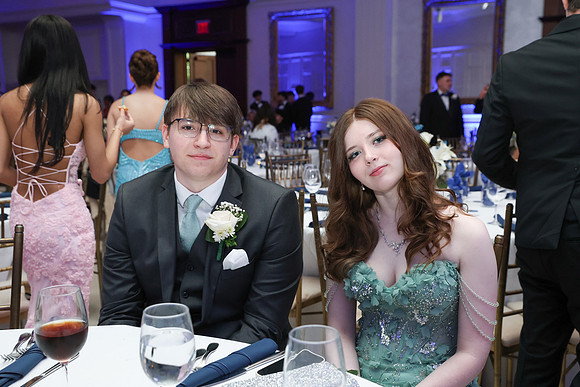 JTH_table candids_16