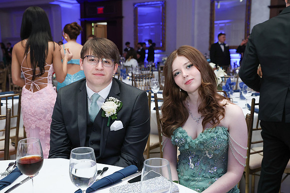 JTH_table candids_17