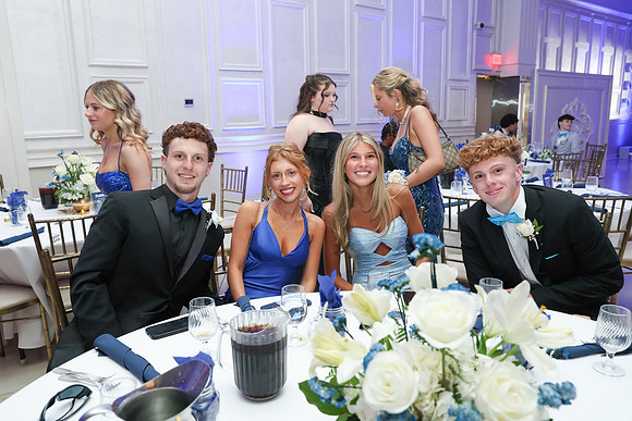 JTH_table candids_22