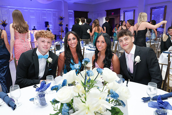 JTH_table candids_23