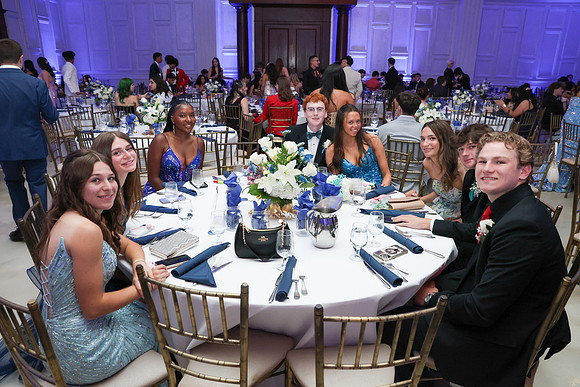 JTH_table candids_28