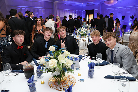 JTH_table candids_01