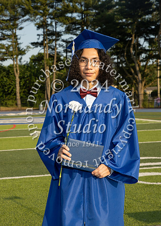 SPF_holding_diplomas_032