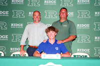 RDG_signing_03