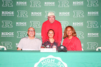 RDG_signing_14
