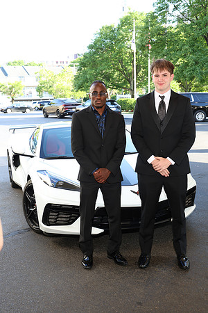 SVL_jr-sr_prom_candids_020
