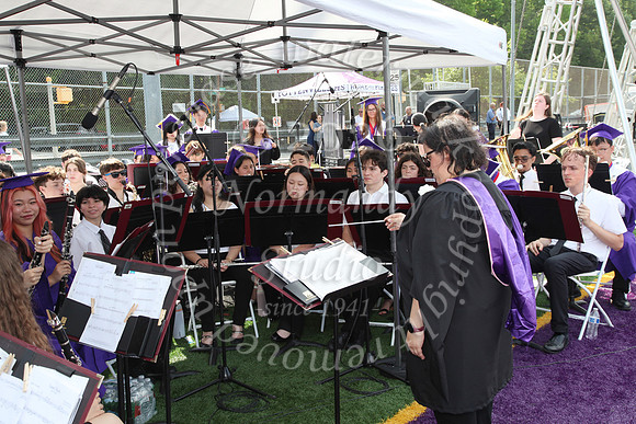 TOT_grad_candids_07