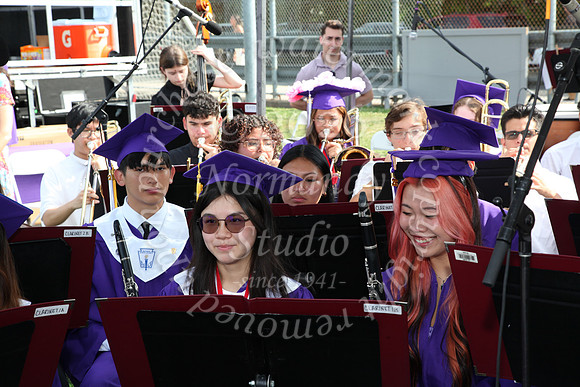 TOT_grad_candids_08