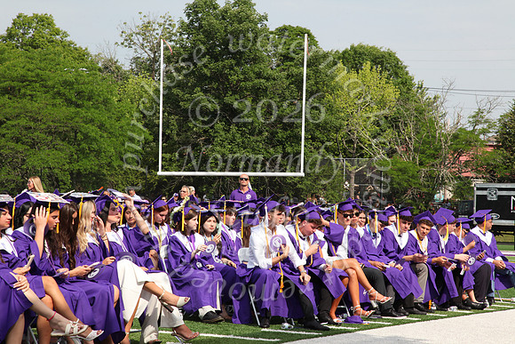 TOT_grad_candids_21