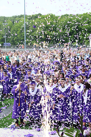 TOT_grad_candids_63