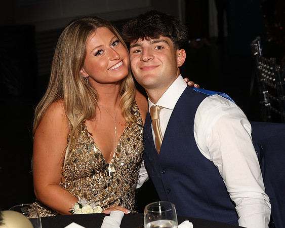 FTH_sr_prom_candids009