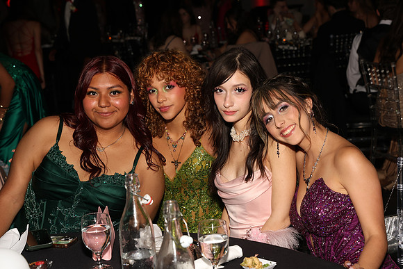FTH_sr_prom_candids007