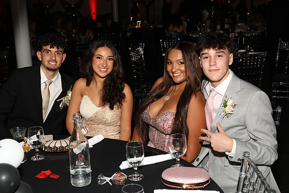 FTH_sr_prom_candids025