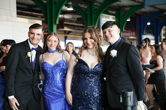 TOT_sr prom_057