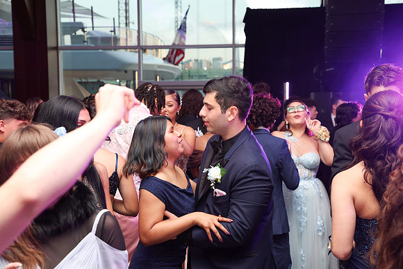 TOT_sr prom_06