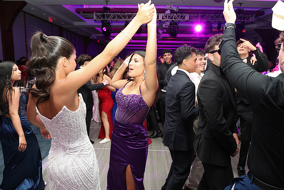 TOT_sr prom_17