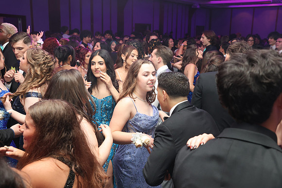 TOT_sr prom_27