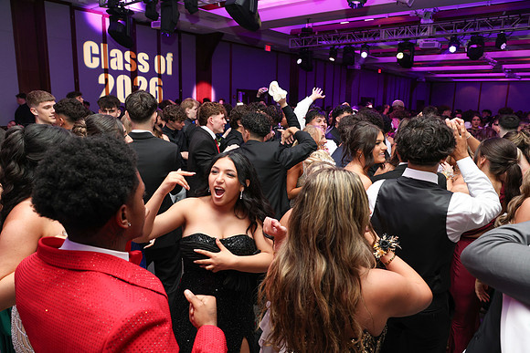 TOT_sr prom_37