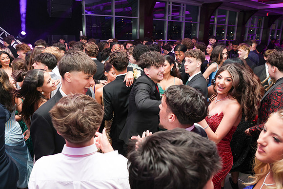 TOT_sr prom_39