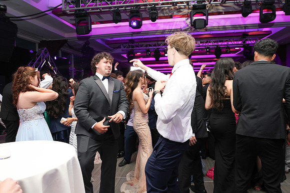 TOT_sr prom_52