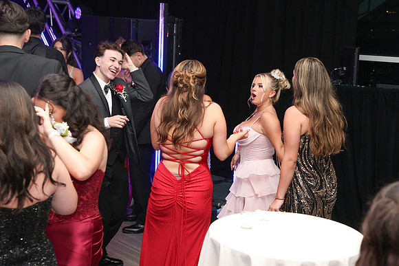 TOT_sr prom_69