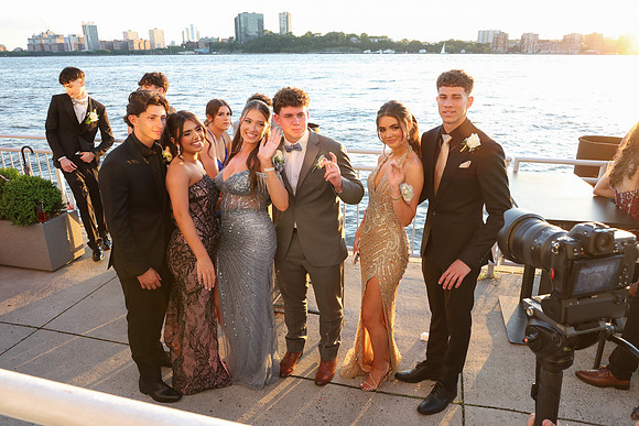 TOT_sr prom_17
