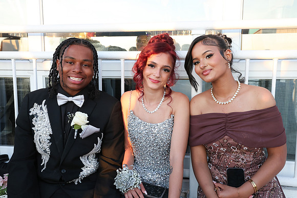 TOT_sr prom_36
