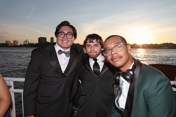TOT_sr prom_02