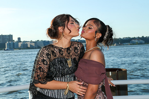 TOT_sr prom_33