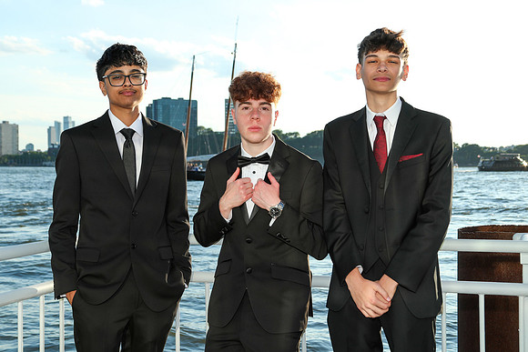TOT_sr prom_38