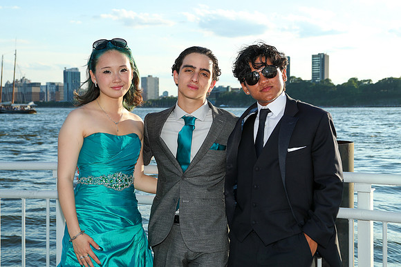 TOT_sr prom_42