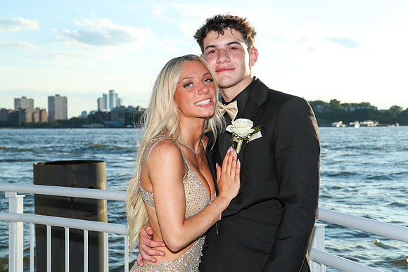 TOT_sr prom_61