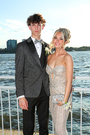 TOT_sr prom_66