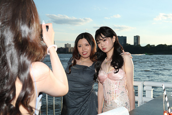 TOT_sr prom_83