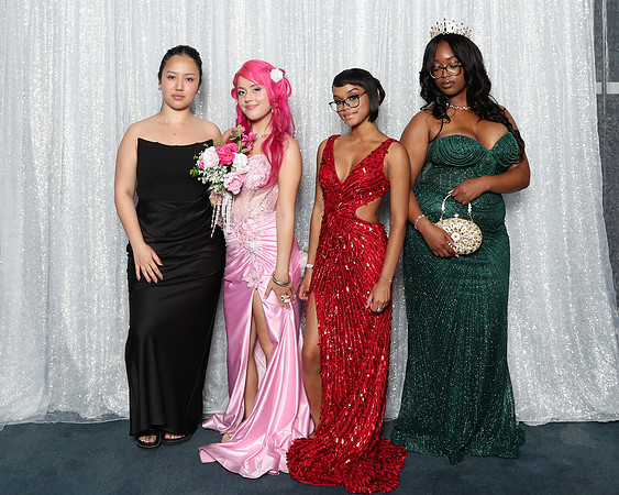 TOT_sr prom_77