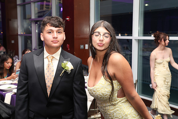 TOT_sr prom_26