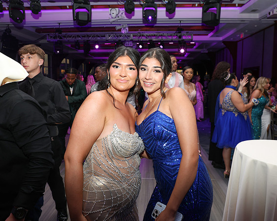 TOT_sr prom_27