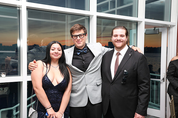 TOT_sr prom_65