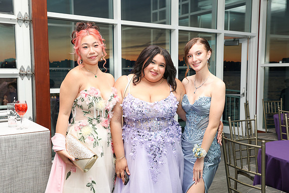 TOT_sr prom_71