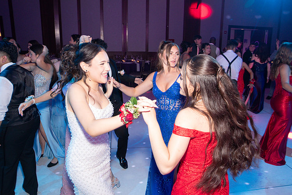 TOT_prom-dance_36