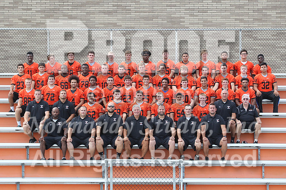 SVL fb v team 8x12