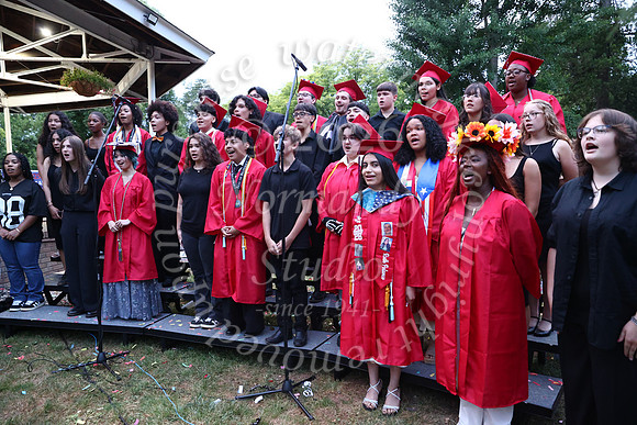 DHS_grad_12