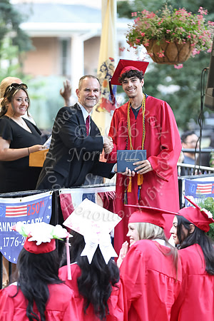 DHS_grad_16