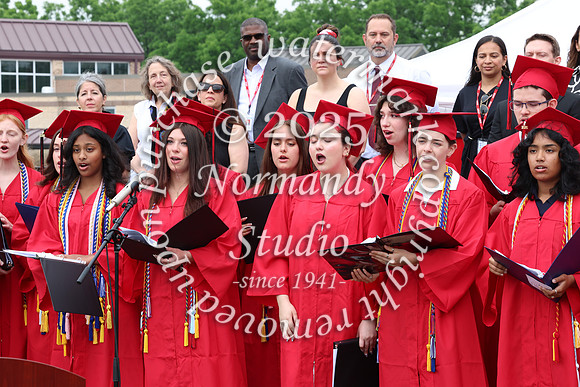 HCH_grad_candids_860