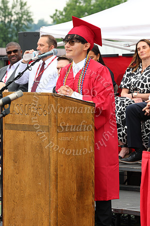 HCH_grad_candids_892