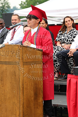 HCH_grad_candids_890