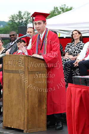 HCH_grad_candids_896
